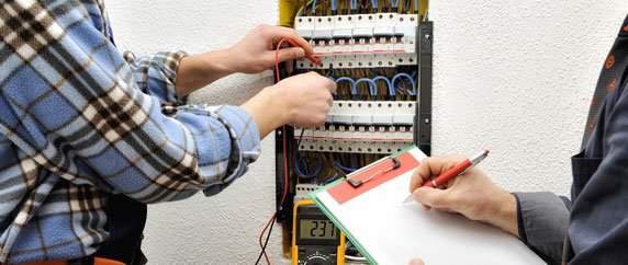 Choosing the Right Electrical Contractor